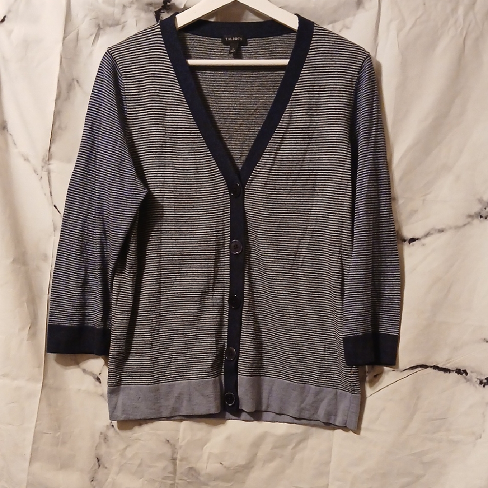 Talbots cardigan sweater Lg 💙💙💙💙